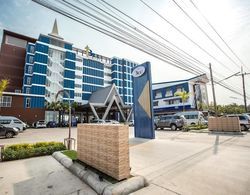 Blu Hotel Nakhon Phanom Dış Mekan