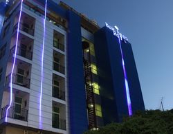 Blue Birds International Hotel Öne Çıkan Resim