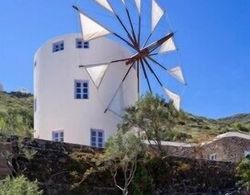 Blue Windmill Villa in Imerovigli Oda