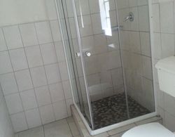 Boer And Brit Self Catering Guest House Banyo Tipleri