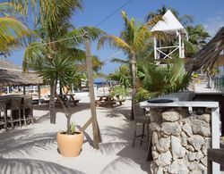 Bon Bini Seaside Resort Dış Mekan