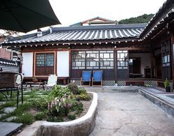 BongHwangJae Hanok Dış Mekan