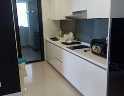 BORA Hotel Apartment - Danga Bay Mutfak