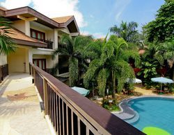 Boracay Tropics Resort Hotel Genel