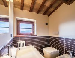 Borgo With Mini Pool in the Apennines, Unspoiled Nature, Beautiful Views Banyo Tipleri