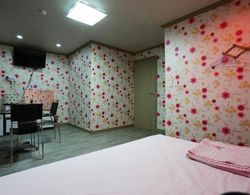 Boryeong Gyeongdong Motel Oda