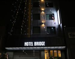 Hotel Bridge Dış Mekan