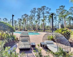 Bright 3BR Condo With Pool and Hot Tub Close to Disney Oda