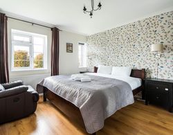 Bright and Comfortable 2 Bedroom Flat Oakwood Mülk Olanakları