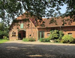 Bright Farmhouse in Hohnebostel With Historic Courtyard Dış Mekan