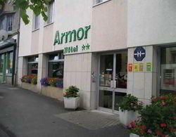 Brit Hotel Armor Genel