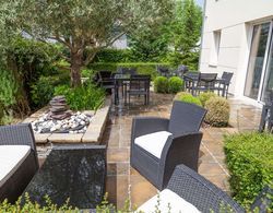 Brit Hotel Saumur Dış Mekan