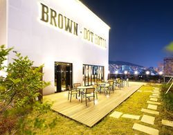 Brown Dot Busan Station Sky Garden Öne Çıkan Resim