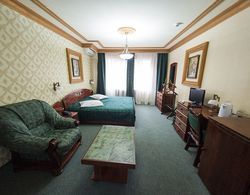 Bucharest Comfort Suites Oda Manzaraları