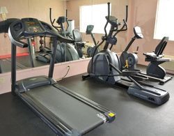 Buckeye Inn near OSU Medical Center, Columbus OH I-71 by OYO Fitness