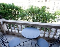 Budapest Easy Flat - Teresa Lux Apartment Oda Düzeni