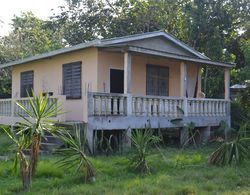 Budget Cheerful Entire Private Belizean One Bedroomed Home Dış Mekan