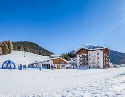 Hotel Bünda Davos Dış Mekan