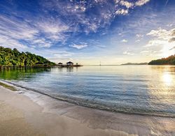 Bunga Raya Island Resort Plaj