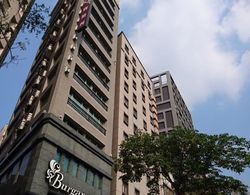 Burgary Hotel Taipei Genel