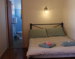 Burwood Bed & Breakfast Genel