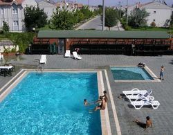 Büyük Erzincan Otel Havuz