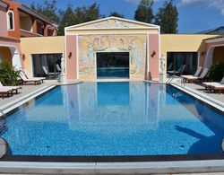 Cala Ginepro Hotel Resort Havuz