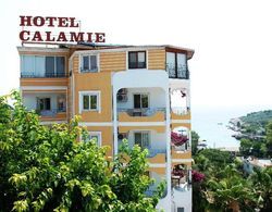 Hotel Calamie Genel