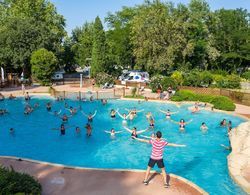 Camping Du Pont D'Avignon Öne Çıkan Resim