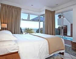 Camps Bay Holiday Apartment With Sea Views and Private Pool CBT Suite Oda