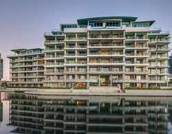 Canal Quays Luxury Apartments Dış Mekan
