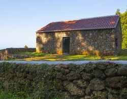 Caparica Azores Ecolodge Dış Mekan