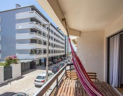 Caparica Beach Apartment by Host-Point Oda Düzeni