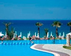 Capital Coast Resort and Spa Havuz