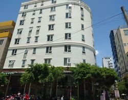 Capital O 1167 Haya Hotel Dış Mekan