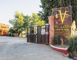Capital O Hotel Villa Azura Dış Mekan