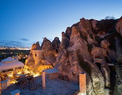 Cappadocia İnans Cave ve Isıtmalı Yüzme Havuzu Dış Mekan