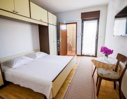 Captivating 2-bed Apartment in Podstrana İç Mekan