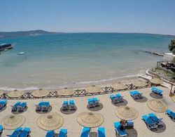 Carpe Mare Beach Resort Plaj