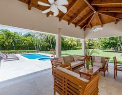 Casa de Campo Villa for Rent in Caribbean Style - With Pool Jacuzzi and Volleyball net Oda
