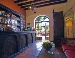 Casa Rosada Bar