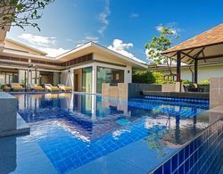 CASABAY Luxury Pool Villas by STAY Oda Manzaraları