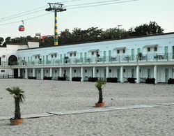 Hostel Casino Mamaia Dış Mekan