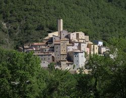 Castello di Postignano Relais Öne Çıkan Resim