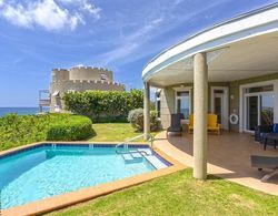 Cayman Castle & Guesthouse Dış Mekan