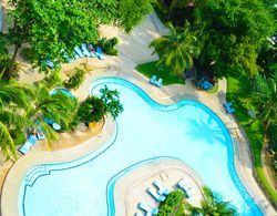 Cebu White Sands Resort & Spa Havuz