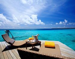 Centara Ras Fushi Resort & Spa Maldives Genel