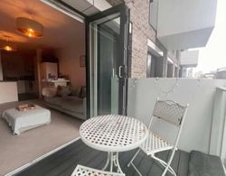 Central 1 Bedroom Apartment in Aldgate East in Zone 1 Oda Düzeni