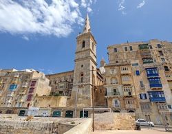 Central 2BR Apartment in Valletta İç Mekan