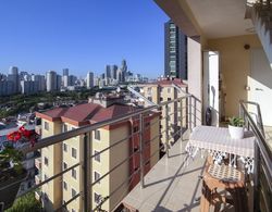 Central Flat in Atasehir With Terrace and Balcony Oda